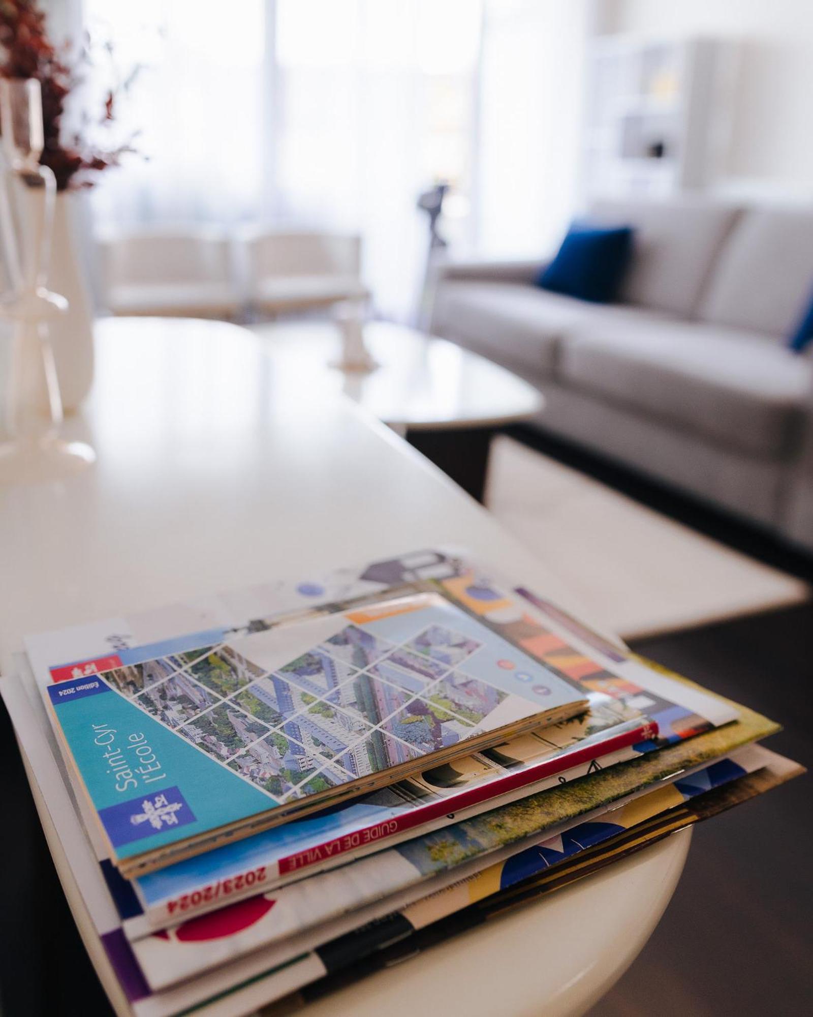 Appartement Luxueux, Neuf & Equipe A Versailles, Saint-Cyr-lʼÉcole Esterno foto