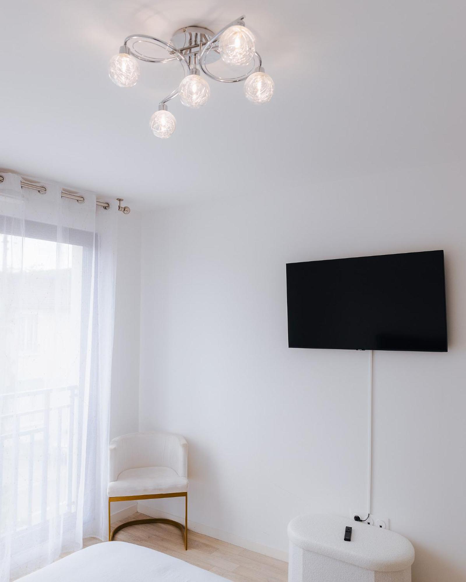 Appartement Luxueux, Neuf & Equipe A Versailles, Saint-Cyr-lʼÉcole Esterno foto