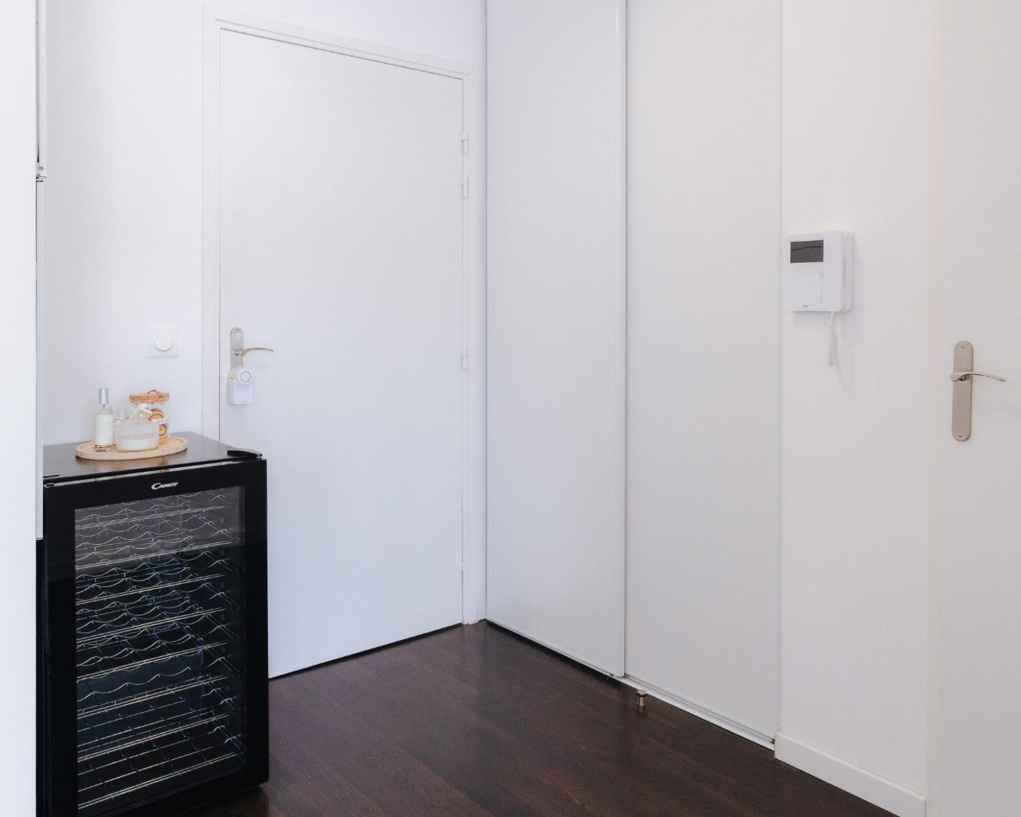 Appartement Luxueux, Neuf & Equipe A Versailles, Saint-Cyr-lʼÉcole Esterno foto
