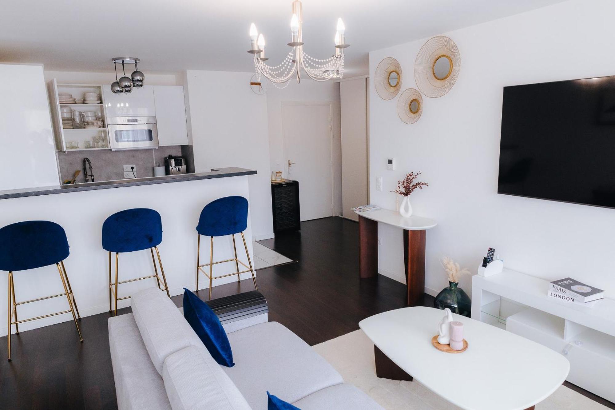 Appartement Luxueux, Neuf & Equipe A Versailles, Saint-Cyr-lʼÉcole Esterno foto
